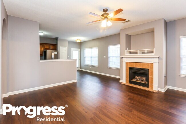 Foto del edificio - 9918 White Poplar Dr