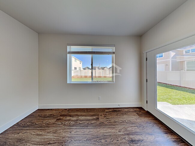 Foto del edificio - 19323 17th Ave Ct E