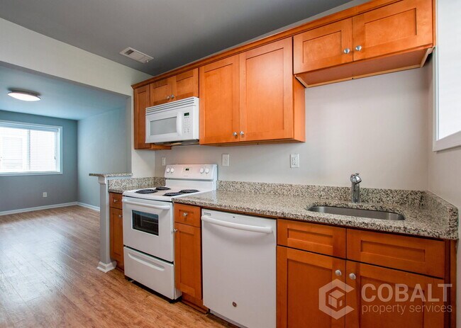 Foto del edificio - 271 Glen Iris Dr NE