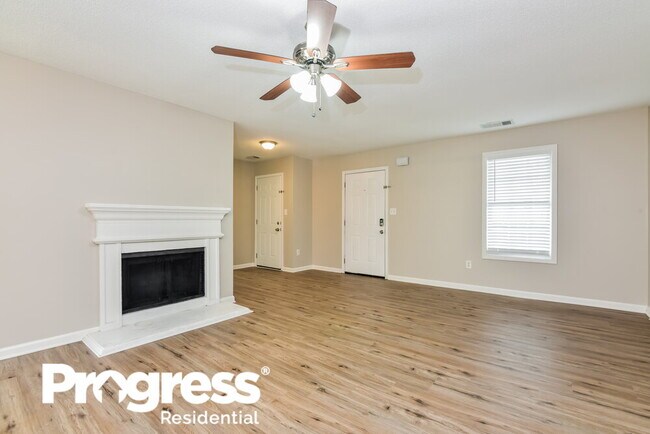 Foto del edificio - 6887 Mahonia Pl