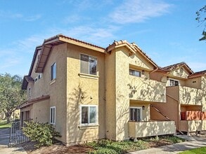Building Photo - 206 Woodland Pkwy