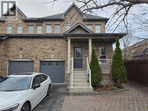 Building Photo - 79 Mander Pl