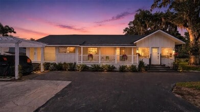 Building Photo - 1099 Grove Ave