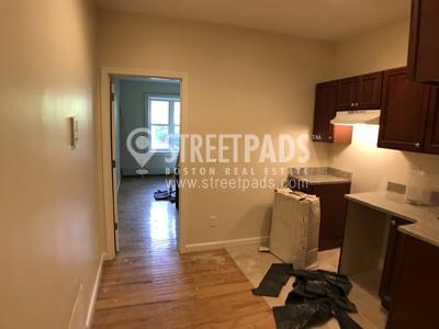 Foto del edificio - bedroom in Boston MA 02120