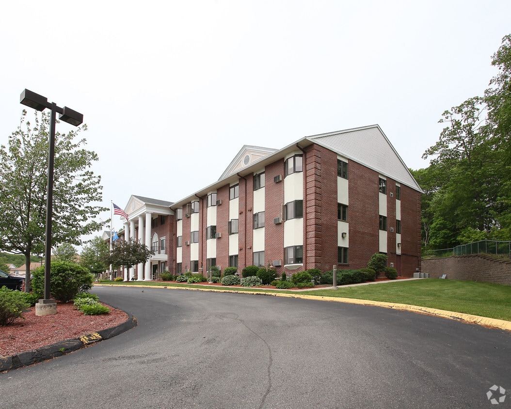 AHEPA 250III Apartments in Groton, CT