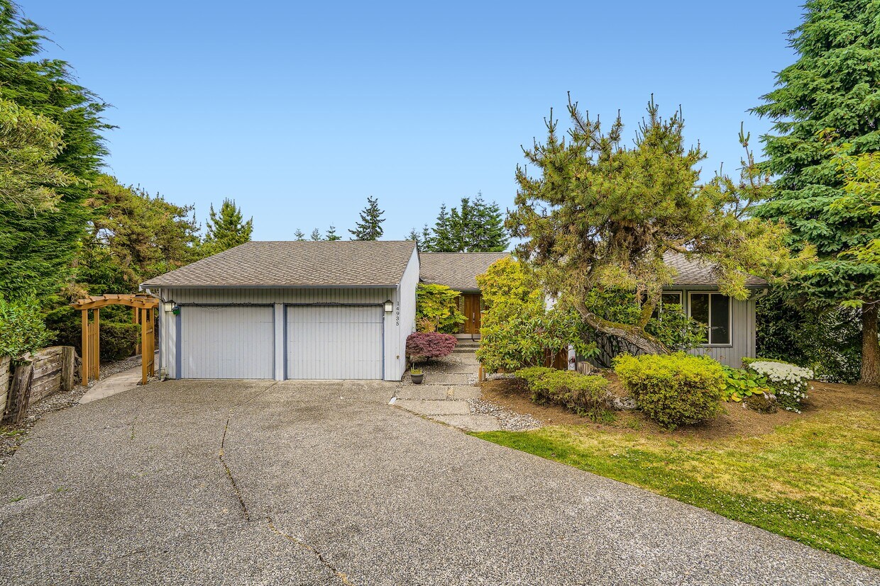 Primary Photo - 14935 73rd Ave NE