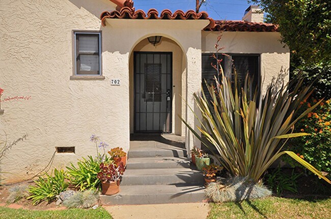 Foto del edificio - South Oceanside 2 Bedroom Home!!!