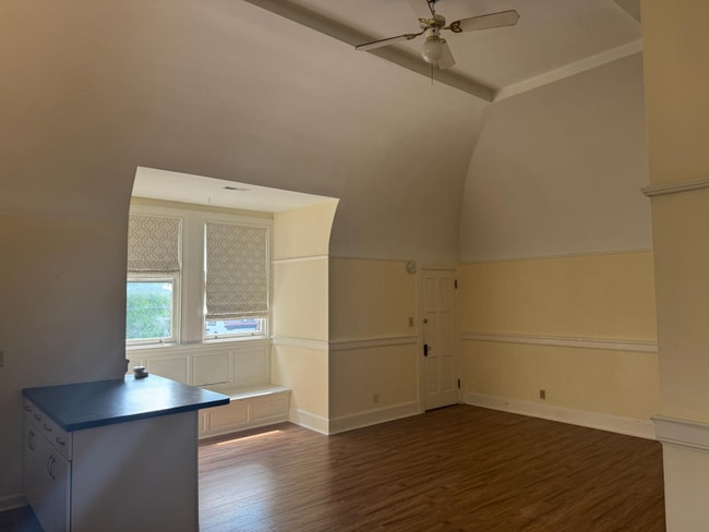 Photo - 2331 Park Ave Apartment