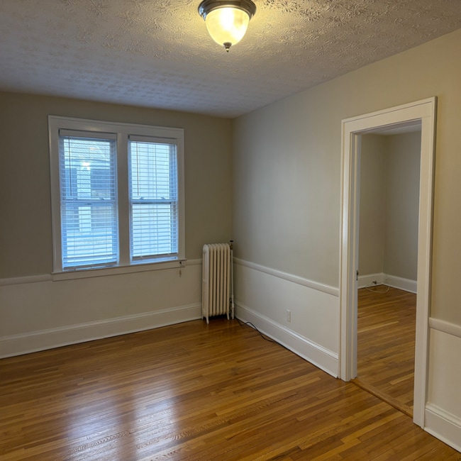 Building Photo - 26 Robin Rd