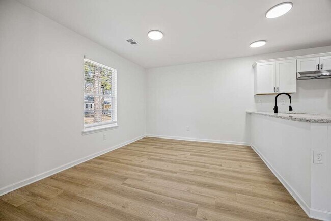 Foto del edificio - New Construction Duplex, 2 Bedroom, 1 Bathroom