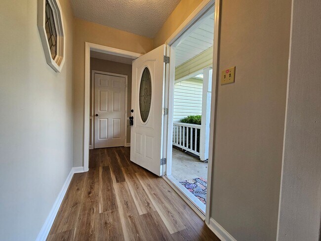 Foto del edificio - Charming 3 Bedroom 2 Bathroom home in Pooler!