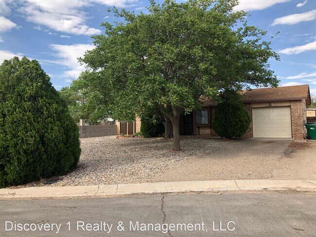 Foto del edificio - 3 br, 2 bath House - 429 Victor Lane