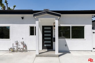 Building Photo - 5129 Don Pio Dr