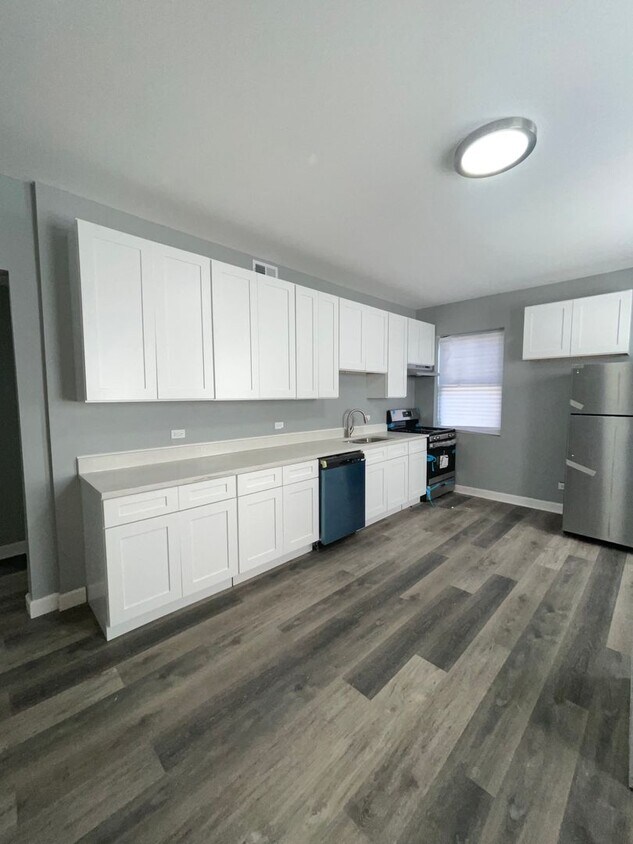 Primary Photo - 2751 W 22nd Pl