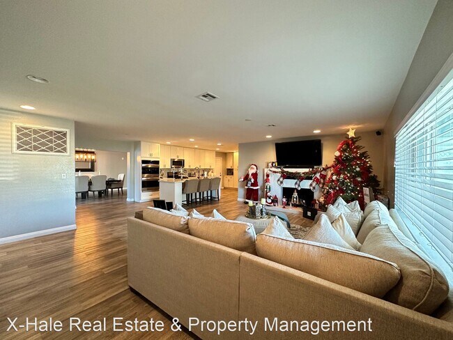 Foto del edificio - 5 br, 3 bath House - 2105 Kirkland Avenue