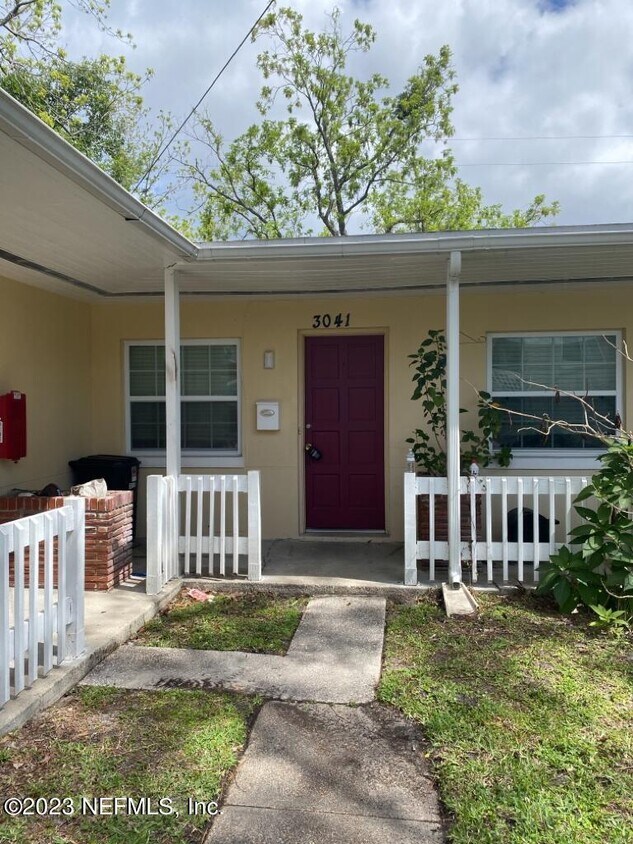 3041 Belden St, Jacksonville, FL 32207 Room for Rent in Jacksonville