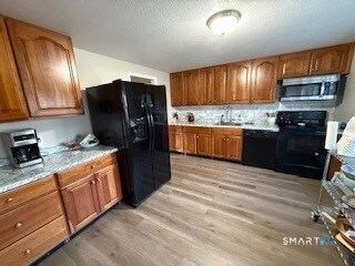 Foto del edificio - 30 Toilsome Ave