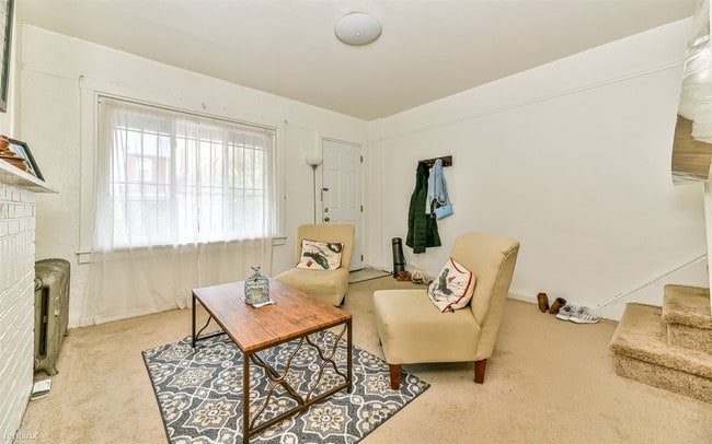 Building Photo - 3 br, 1 bath House - 145 Chesterfield Rd