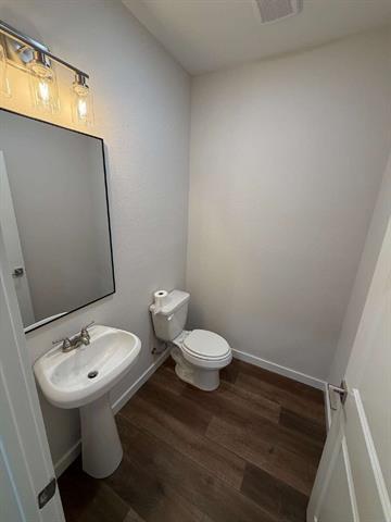 Foto del edificio - 573 Galt Dr