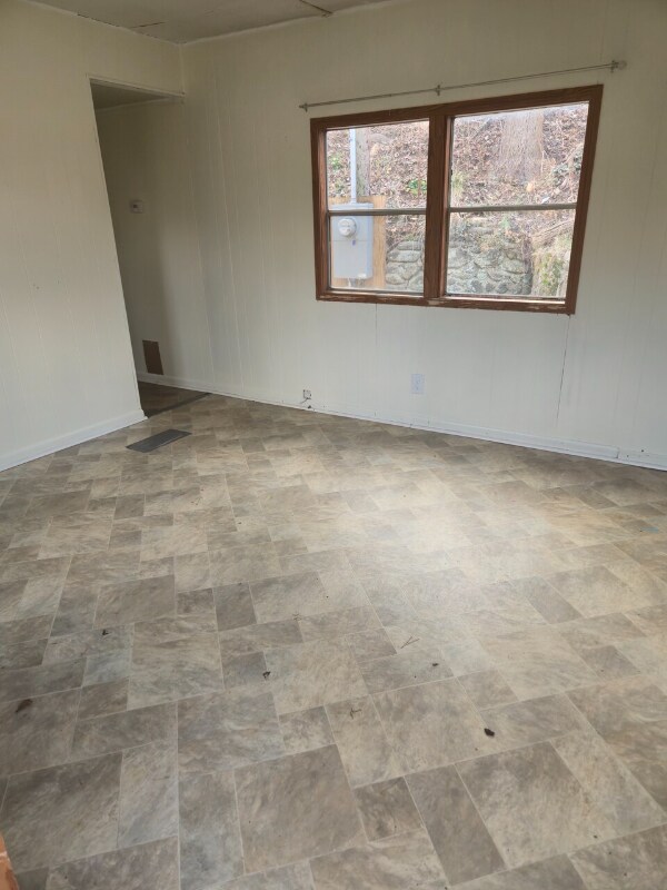 Foto del edificio - 1075 Sweeten Creek Rd