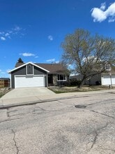 Building Photo - 1210 Clover Ridge Ct