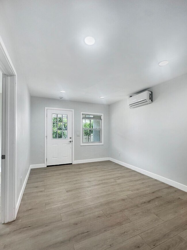 Foto del edificio - 1 Bedroom 1 Bathroom in North Park