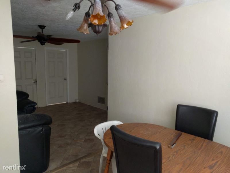 Foto principal - 3014 S Woodland Blvd