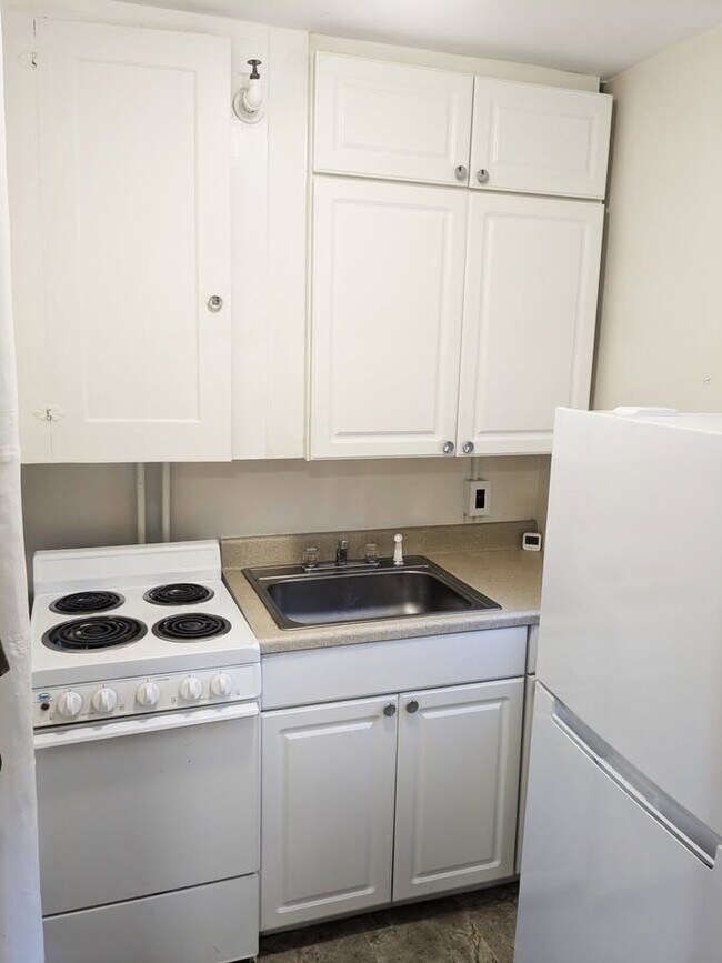 Foto del edificio - Colonial Apartments