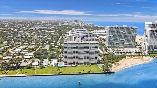 Foto del edificio - 2100 S Ocean Dr