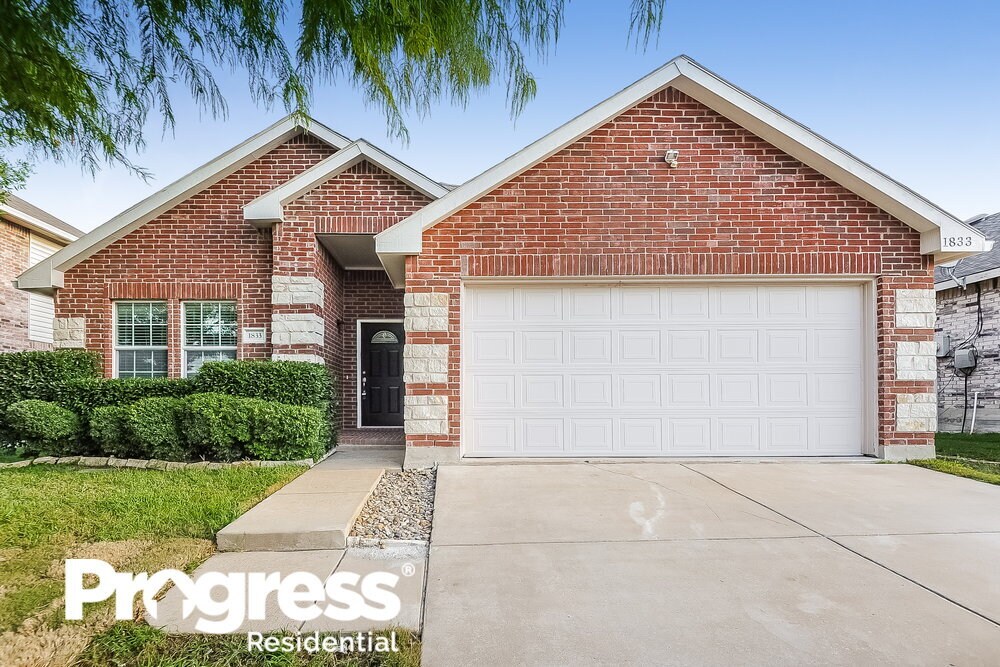 1833 Foxfield Way, Justin, TX 76247 House Rental in Justin, TX