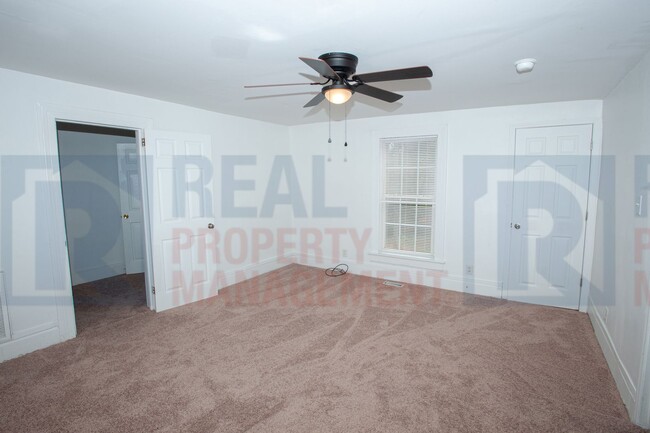 Foto del edificio - $1,600 for Durham house for Rent