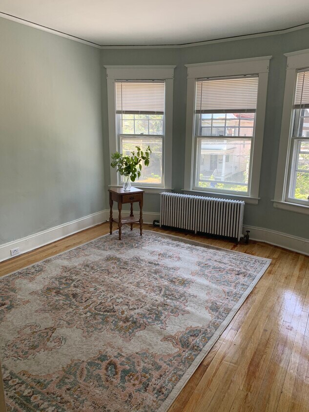 653 Morris St Unit Second Floor, Albany, NY 12208 653 Morris St