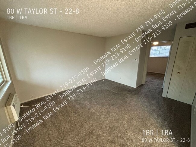 Foto del edificio - 80 W Taylor St