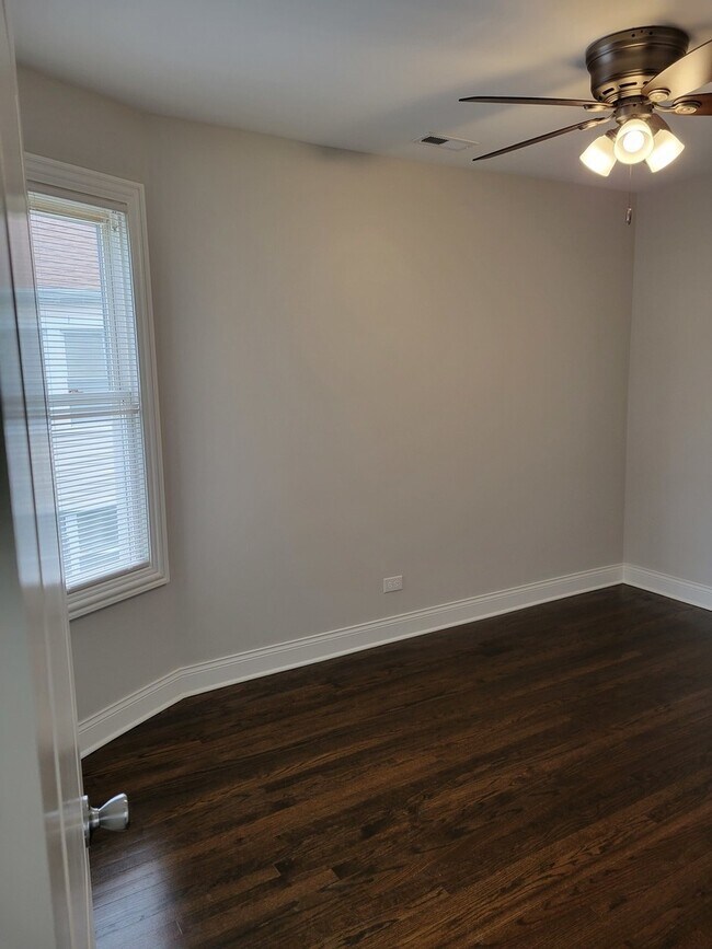 Foto del edificio - 7342 S Paulina St