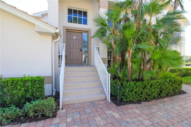 Foto del edificio - 5645 Whisperwood Blvd