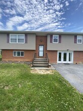 Building Photo - 39 Timothy Dr