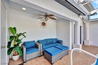 Building Photo - 2033 SE 27th Terrace