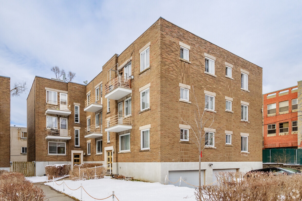 Photo principale - 4723 St Fulton