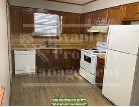 Building Photo - 1225 Woodside Dr