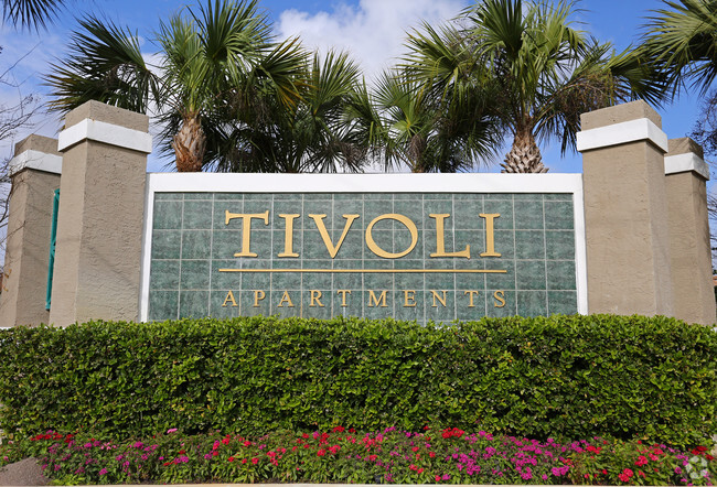 Foto del edificio - Tivoli Apartments