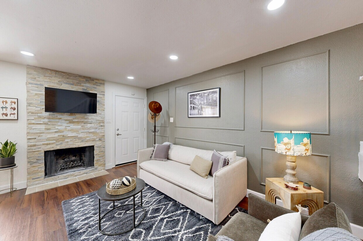 Foto principal - 5757 Martel Ave