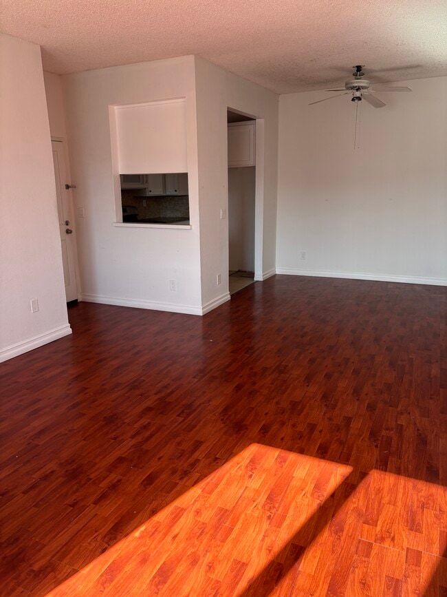 Building Photo - 4441 Woodman Ave