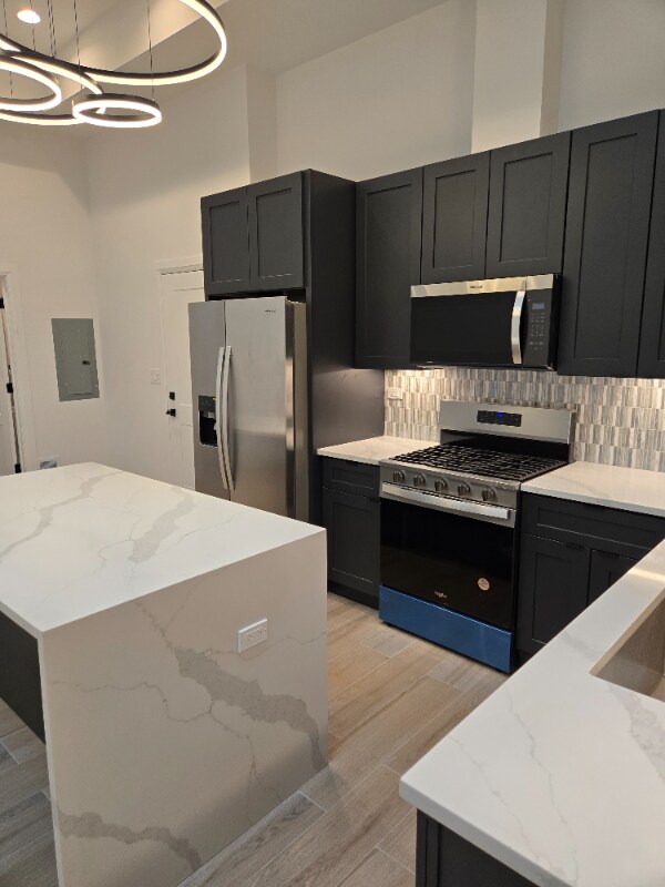 Foto principal - 2909 N Milwaukee Ave