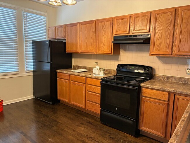 Foto del edificio - 1235 S Kolin Ave