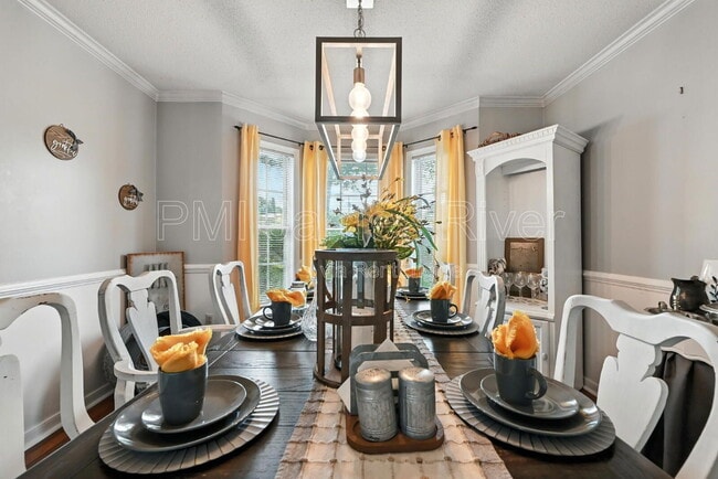 Foto del edificio - 3006 Creek Meadow Cir