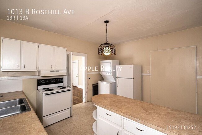 Foto del edificio - 1013 Rosehill Ave