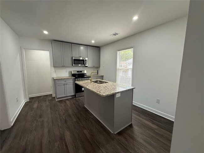 Foto del edificio - 1040 Palmetto Ave SW