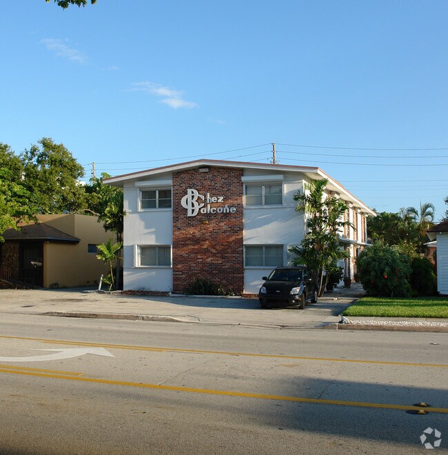 Building Photo - 811-817 E Broward Blvd