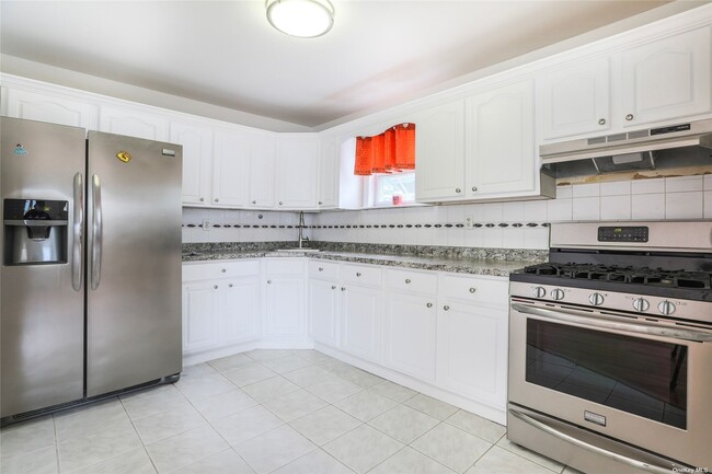 Foto del edificio - 115-16 128th St
