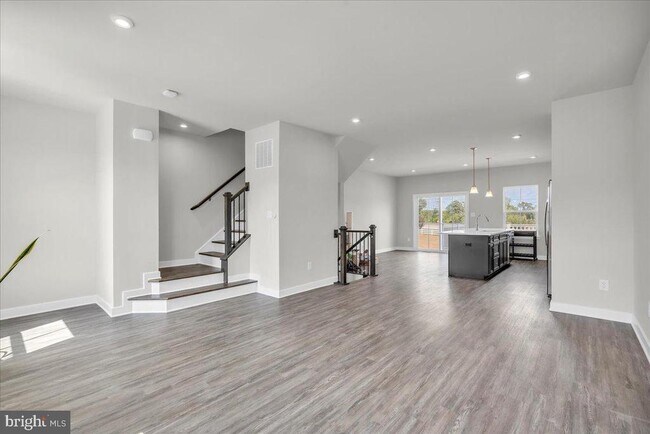 Building Photo - 103 Kohlmyer Dr